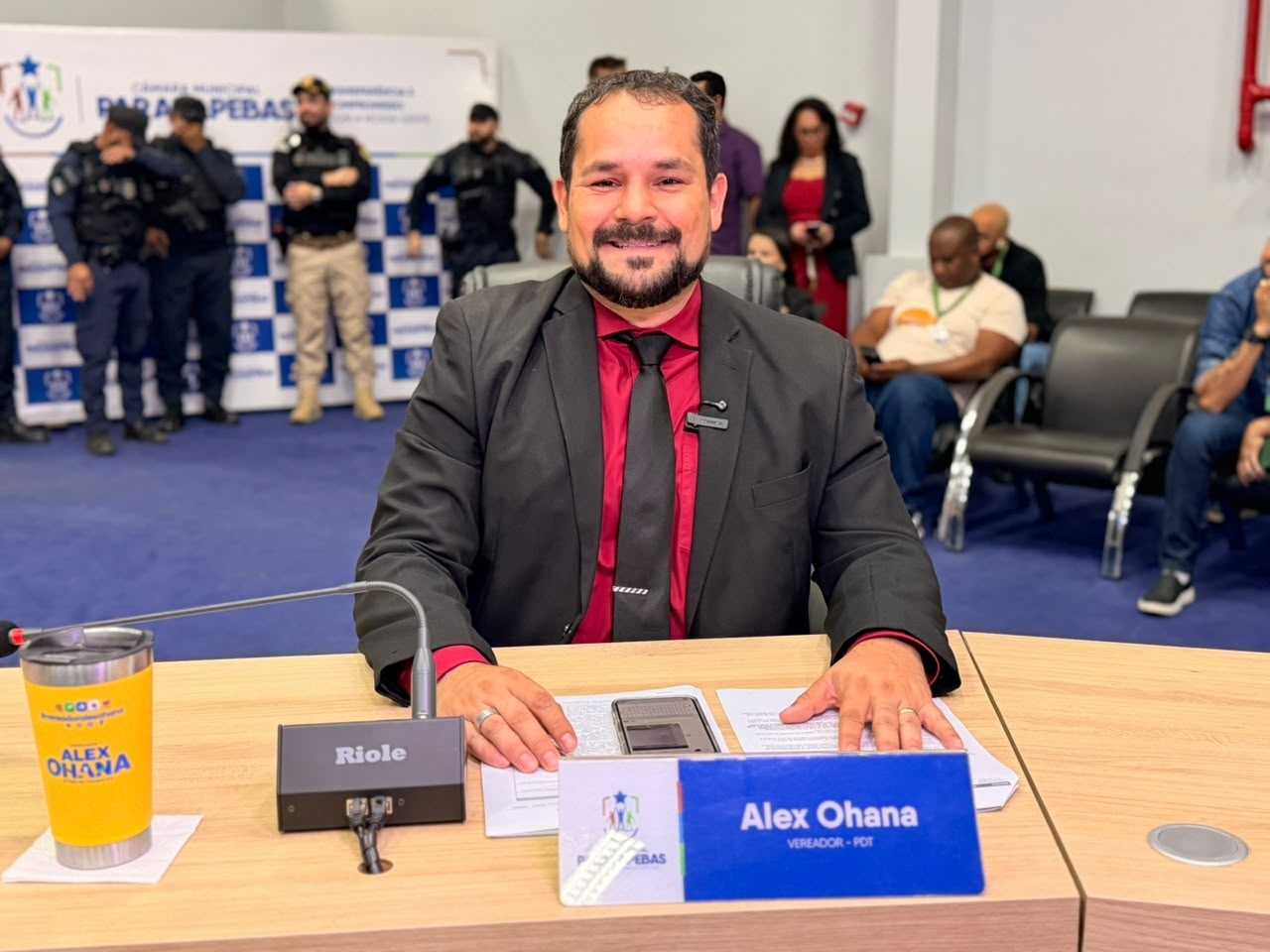 IAlex Ohana exige informações sobre habitação em Parauapebas, qualidade da água em escolas e fiscalização da mineração