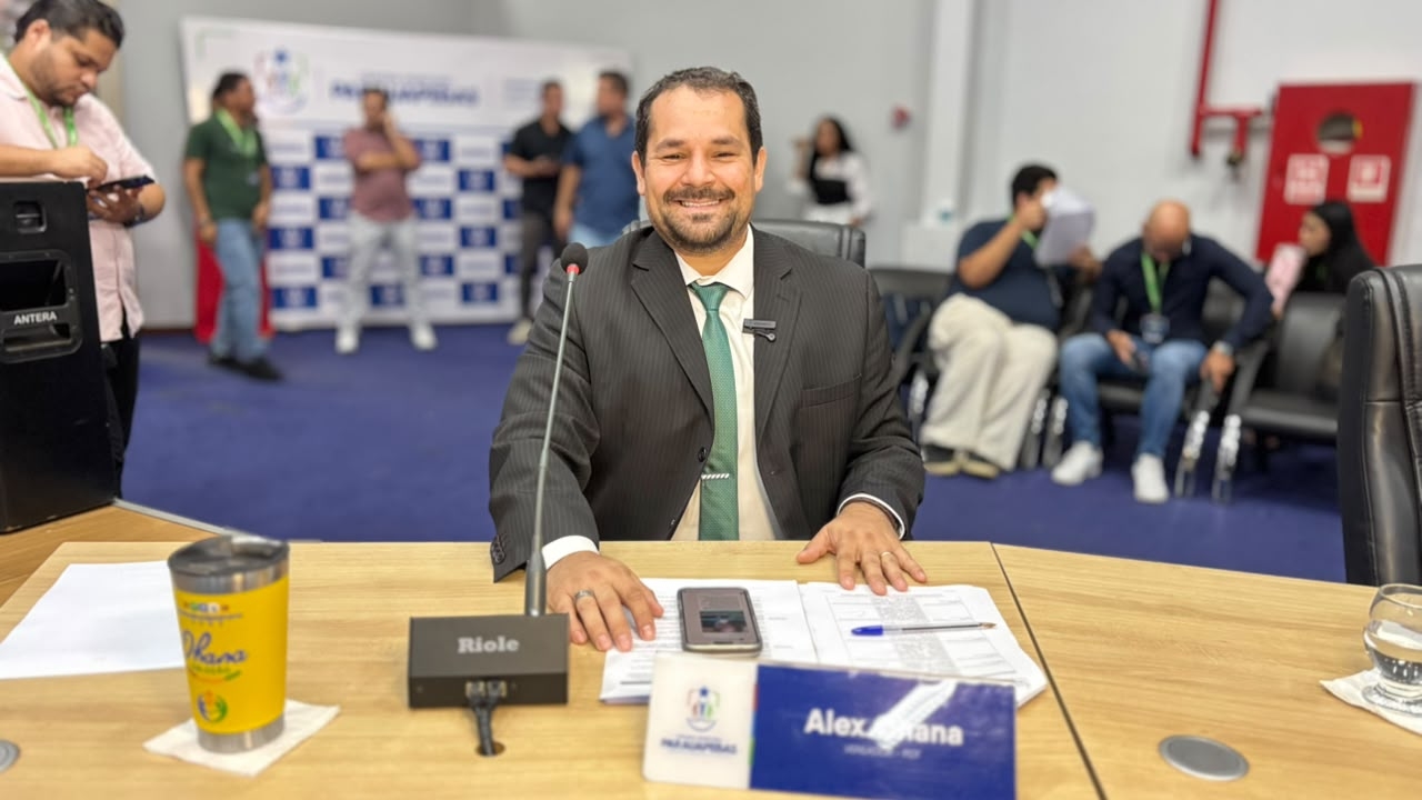 ILegislativo aprova pacote de requerimentos e indicações de Alex Ohana para saúde, segurança nas escolas, educação e trânsito